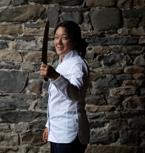 Nina Matsunaga with chefs knife - Amanda Farnese-Heath Photography