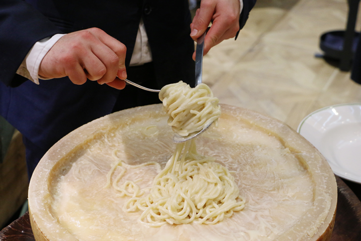 Novikov Cacio e Pepe